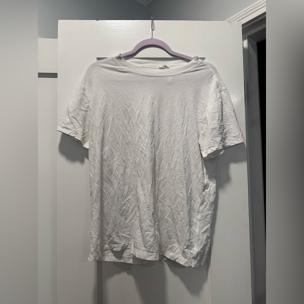 Lululemon White Tee Size 6